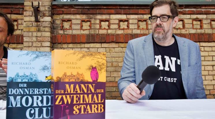 der donnerstagsmordclub reihenfolge